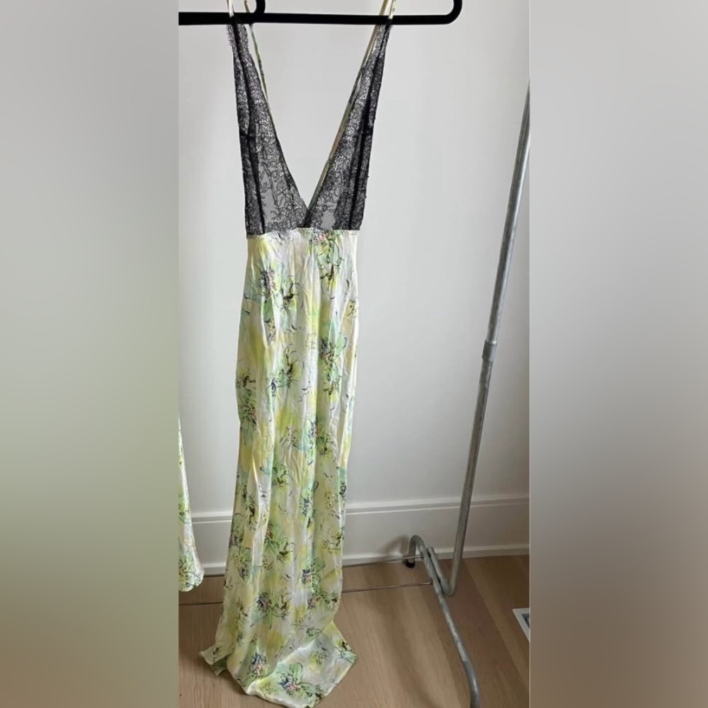 Victoria's Secret Designer Collection Fantasy Island Chemise.